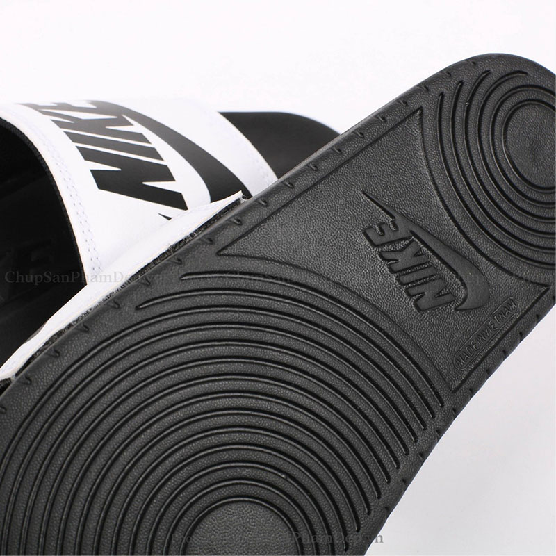 Dép Nike Plus One Slides Quai Trắng Sắc Nét