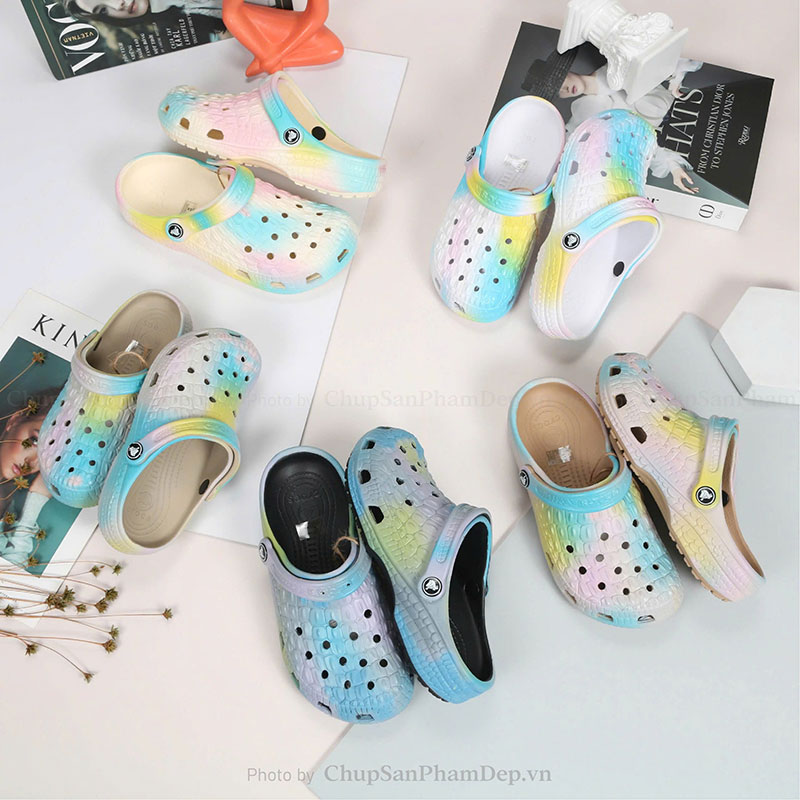 Dép Sục Crocs Canary Phun Sơn Tươi Sáng