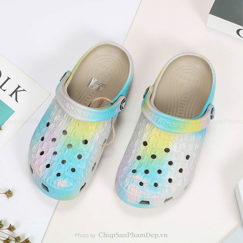 Dép Sục Crocs Canary Phun Sơn Tươi Sáng