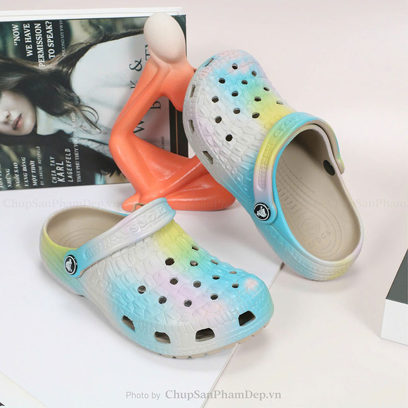 Dép Sục Crocs Canary Phun Sơn Tươi Sáng