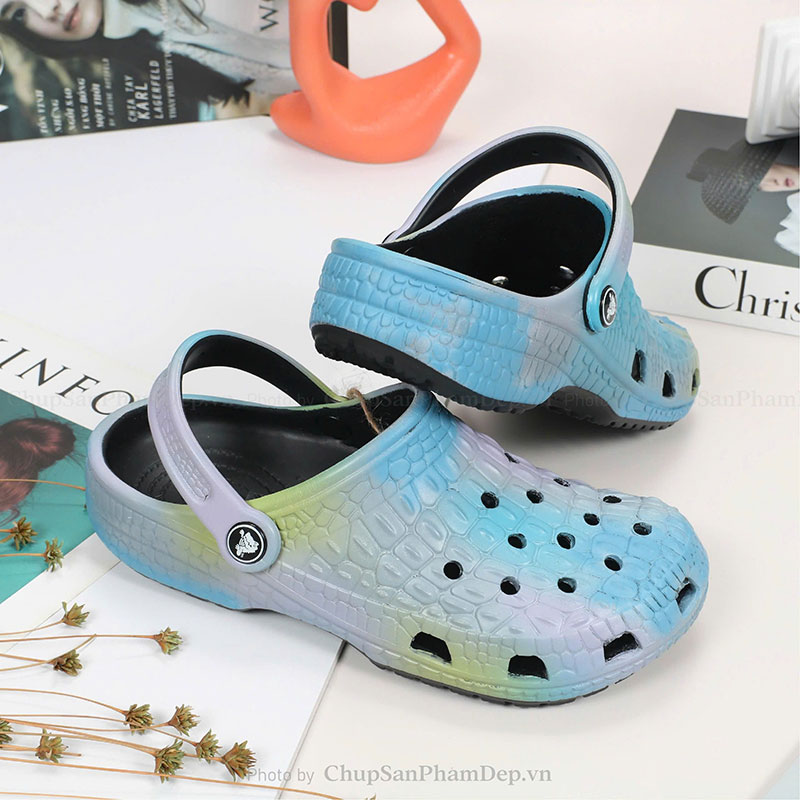 Dép Sục Crocs Canary Phun Sơn Tươi Sáng