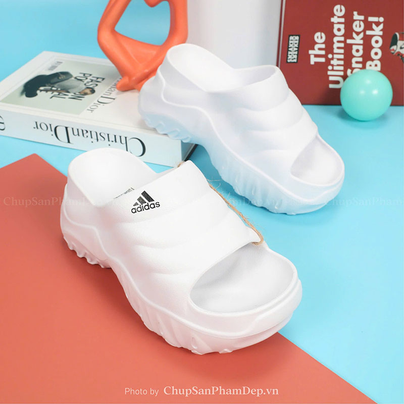 Dép Đúc Adidas 8P Tem Chéo Đơn Giản