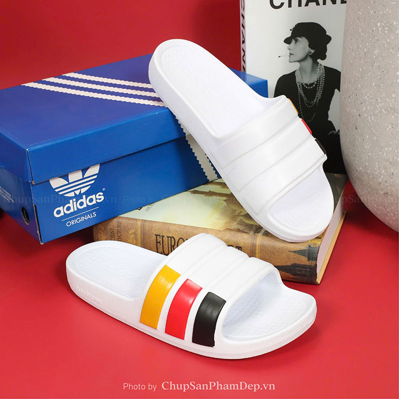 Dép Đúc Adidas LS Thiết Kế Ấn Tượng