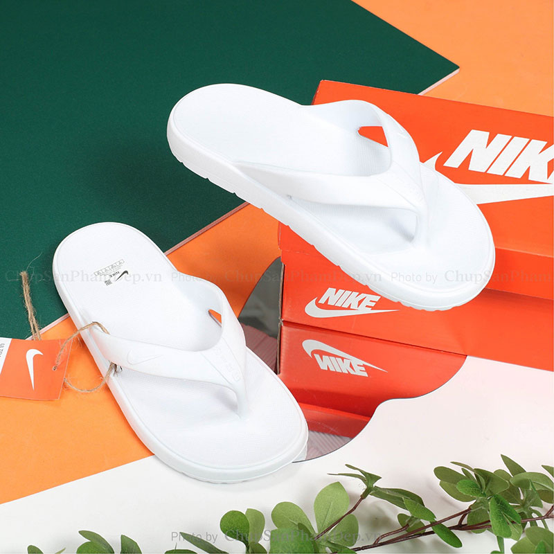 Dép Kẹp Đúc Nike 2024 Thiết Kế Mới