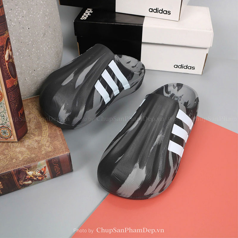 Dép Sục Adidas 3 Sọc Loang Màu Sắc Nét