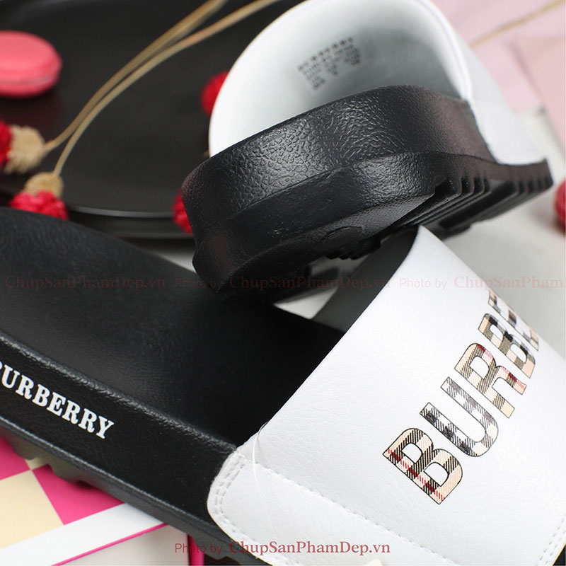 Dép Bản Logo Burberry Tinh Tế