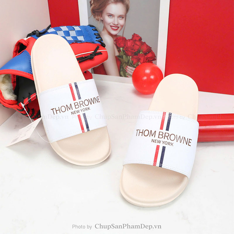 Dép Bản SL Thom Browne Sang Trọng Đẹp Mắt