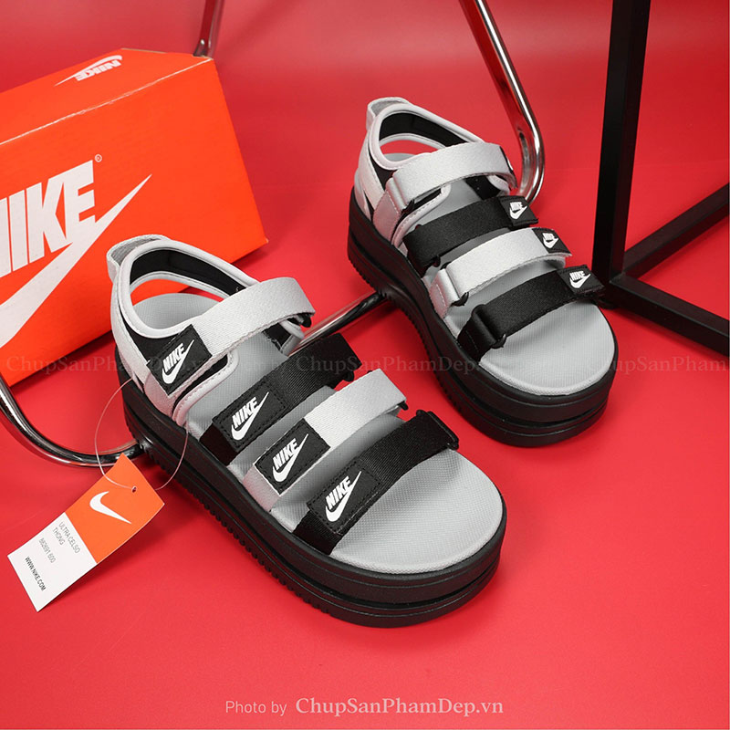 Giày Sandal Nike 3L7P Thiết Kế Độc Đáo