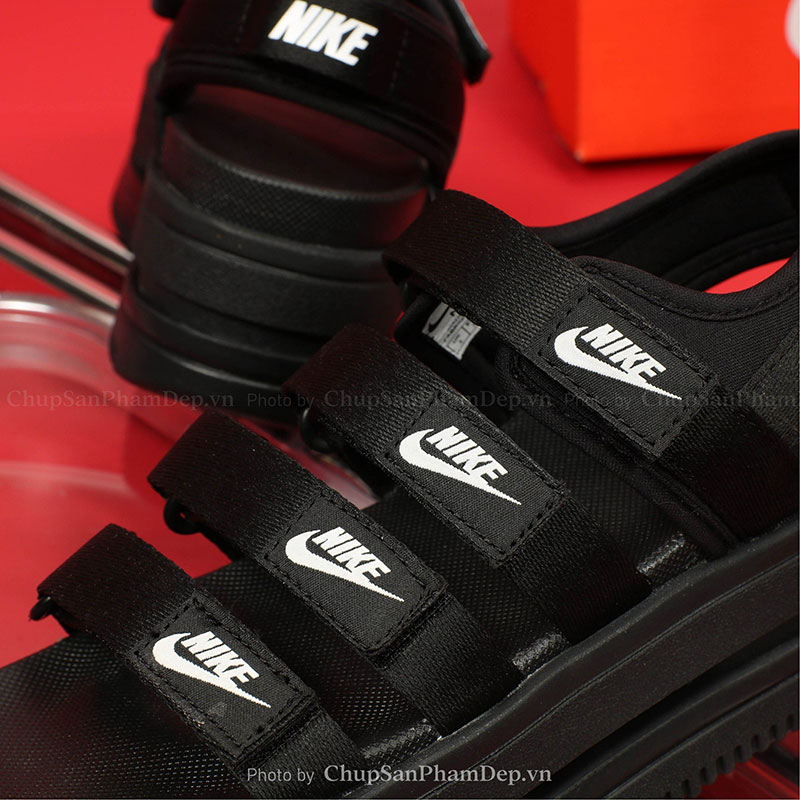 Giày Sandal Nike 3L7P Thiết Kế Độc Đáo